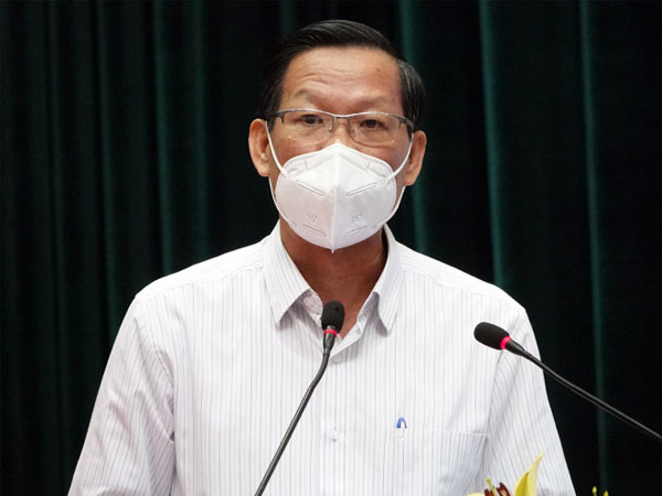 Chủ tịch Phan Văn Mãi: 'Đến tháng 11, TP.HCM cũng chưa thể bình thường mới'