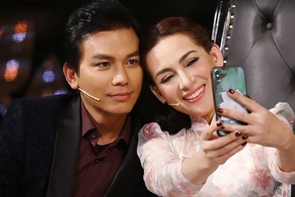 Mạnh Quỳnh chỉ mặc trang phục màu đen trong suốt thời gian qua, sự thật là gì mà ai cũng không nén nổi tiếng thở dài? Mạnh Quỳnh chỉ mặc trang phục màu đen trong suốt thời gian qua, sự thật là gì mà ai cũng không nén nổi tiếng thở dài?