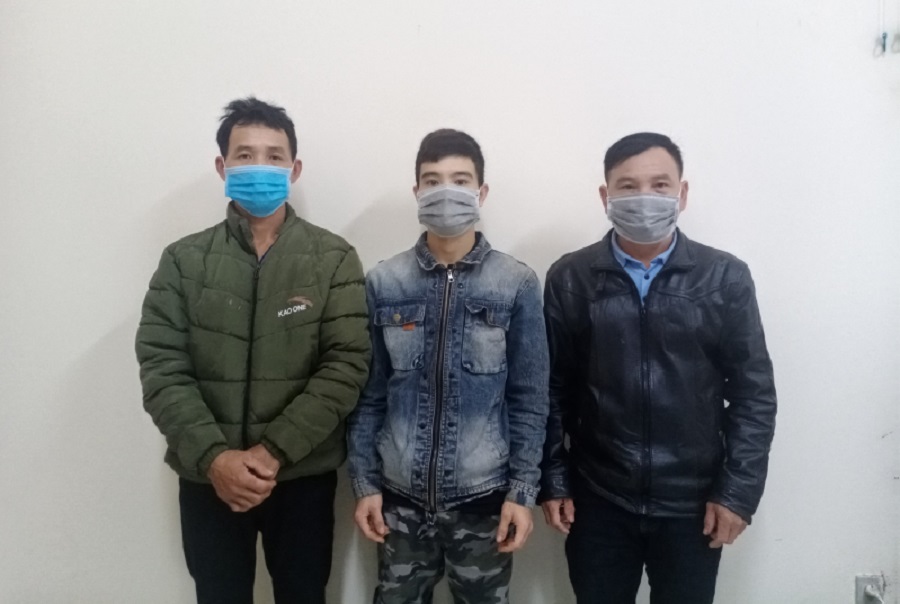 3 đối tượng tấn công bảo vệ rừng bị khởi tố 1