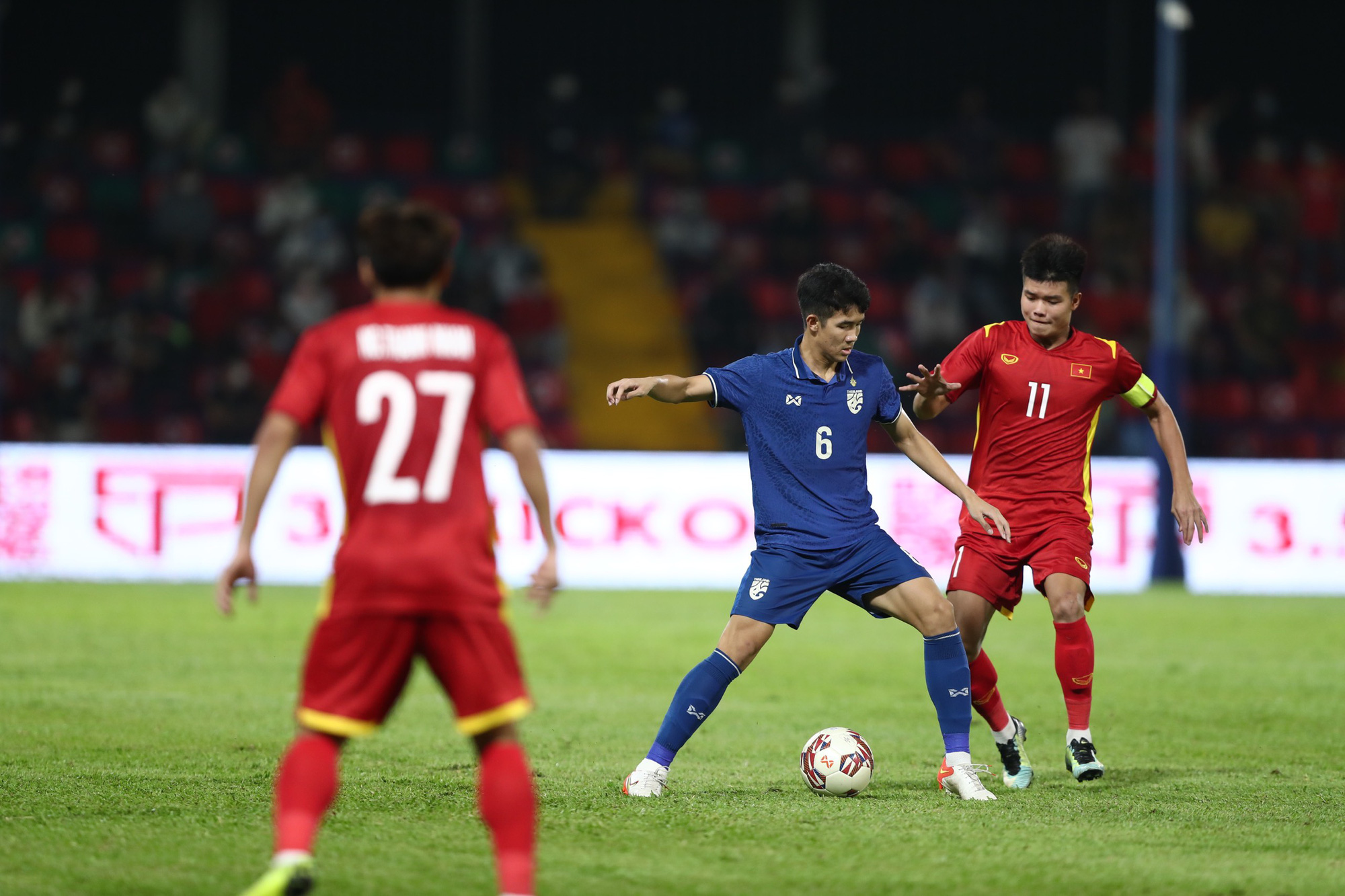Vượt khó đánh bại Thái Lan 1-0: U23 Việt Nam tiến thẳng vào bán kết U23 AFF Cup - Ảnh 1.
