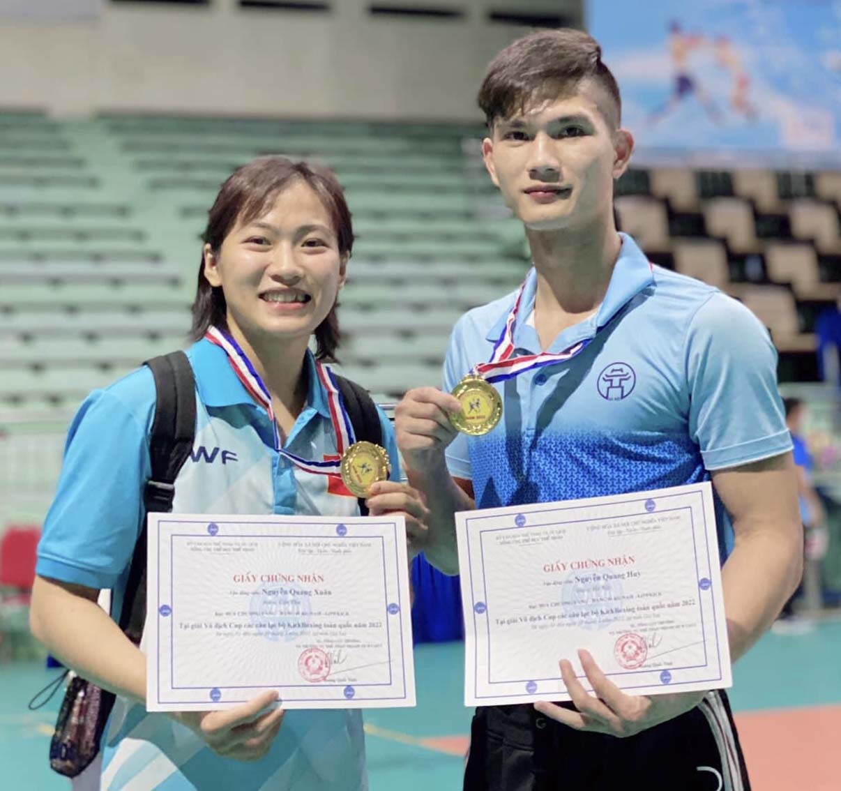 Nữ võ sĩ Lê Thị Nhi giành huy chương vàng Giải Vô địch Cúp Kickboxing toàn quốc 2022. Ảnh: Lê Văn Ngọc