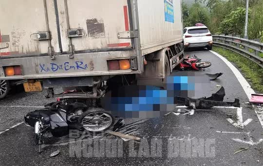 Tạm giữ tài xế gây tai nạn liên hoàn khiến 2 phụ nữ tử vong trên đèo Bảo Lộc - Ảnh 2.