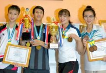 Cả gia đình chị Võ Thị Ngọc Thủy rất tích cực luyện tập và tham gia thi đấu tại các giải thể thao do địa phương tổ chức. Ảnh: Tuyết Mai