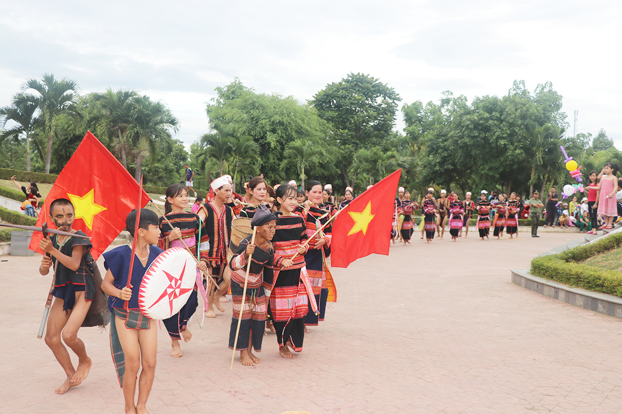 Ngày hội du lịch huyện Kbang năm 2022 có nhiều hoạt động văn hóa truyền thống. Ảnh: Ngọc Minh.jpg
