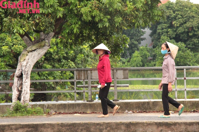 Vụ nam sinh lớp 10 bị đánh tử vong: Tang thương bao trùm làng quê - Ảnh 3. Vụ nam sinh lớp 10 bị đánh tử vong: Tang thương bao trùm làng quê - Ảnh 3.