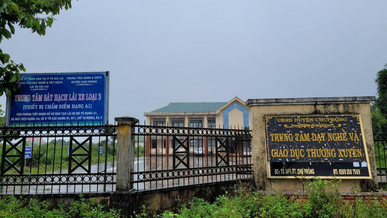 Trụ sở Trung tâm Dạy nghề và Giáo dục thường xuyên huyện Chư Prông 1