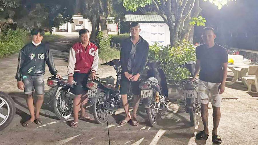 Công an huyện Phú Thiện nhanh chóng xử lý nhóm “quái xế” gây náo loạn tại quảng trường huyện. 