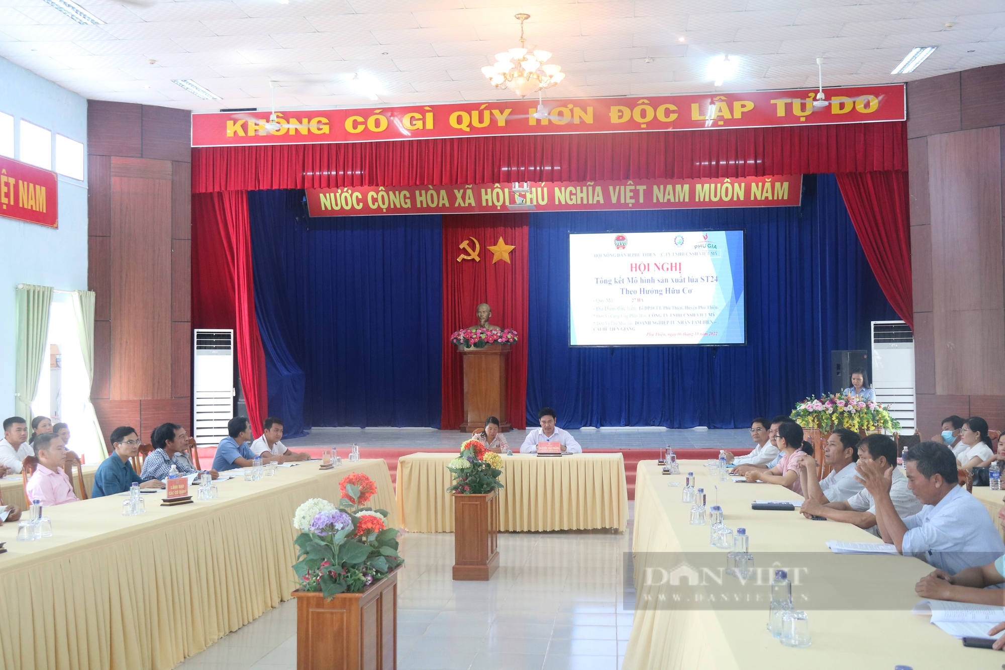 Gia Lai: Đánh giá mô hình trồng lúa ST24 tại huyện Phú Thiện - Ảnh 1.
