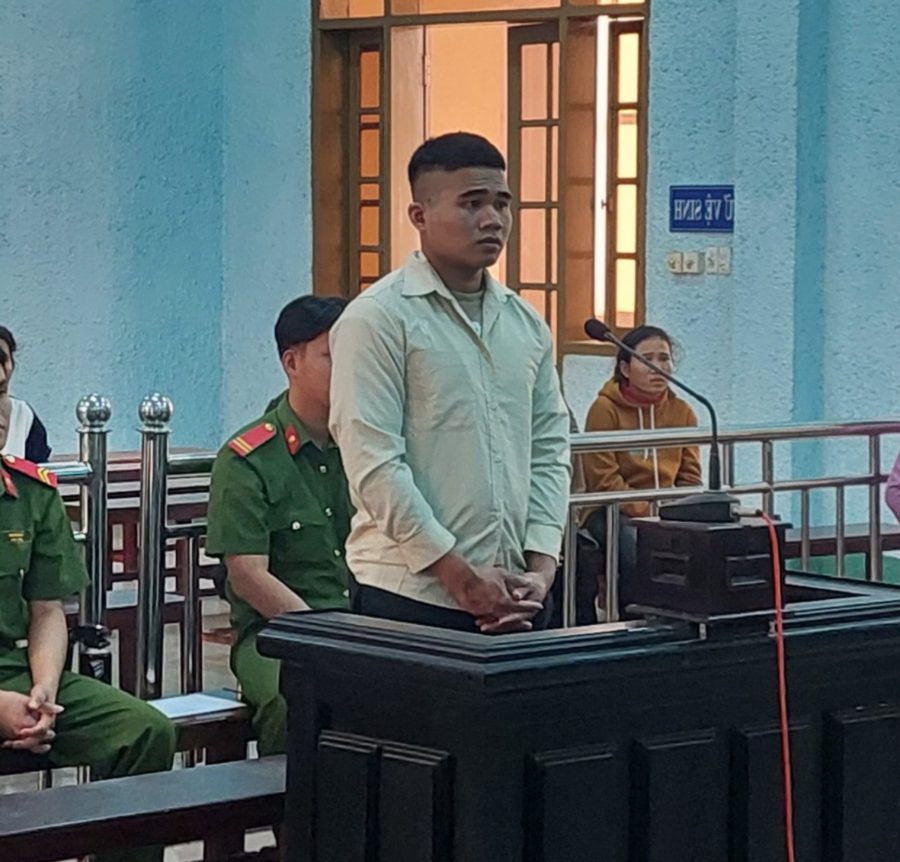 Bị cáo Nay Khê  tại phiên tòa.Ảnh: R'Ô HOK