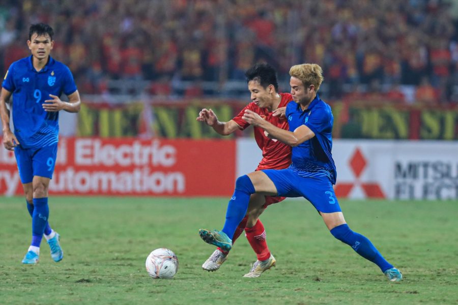 Bunmathan đang có màn trình diễn chói sáng trong màu áo đội tuyển Thái Lan. Ảnh: Minh Dân