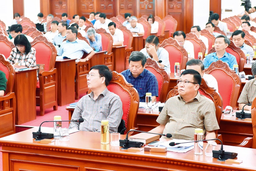 Bí thư Tỉnh ủy Hồ Văn Niên: Quyết tâm thực hiện thắng lợi các mục tiêu, nhiệm vụ đề ra ảnh 6