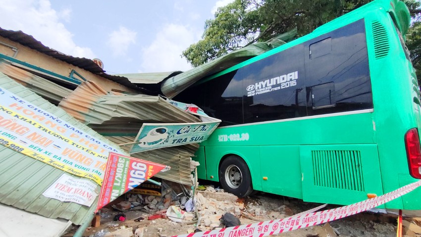 Vụ tai nạn 2 người chết ở Gia Lai: Tạm giữ hình sự tài xế xe tải ảnh 2