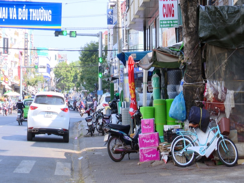 Pleiku lập lại trật tự đô thị ảnh 3