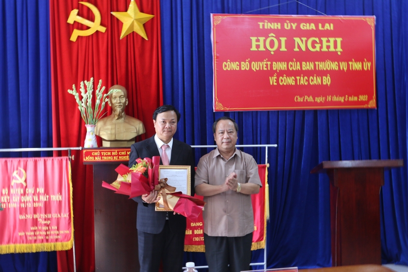 Đồng chí Nguyễn Huy Châu giữ chức Bí thư Huyện ủy Chư Pưh ảnh 2