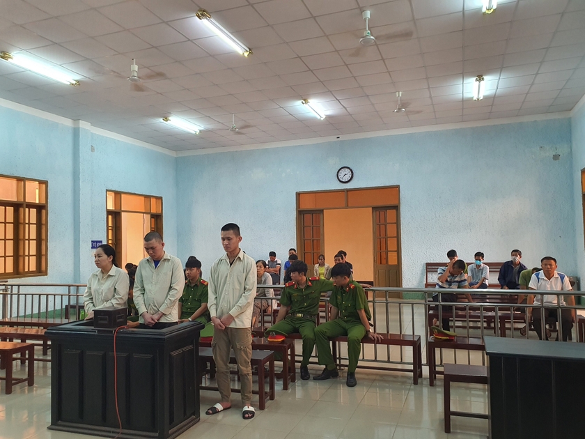 Các bị cáo tại phiên tòa sơ thẩm. Ảnh: Lê Anh ảnh 1