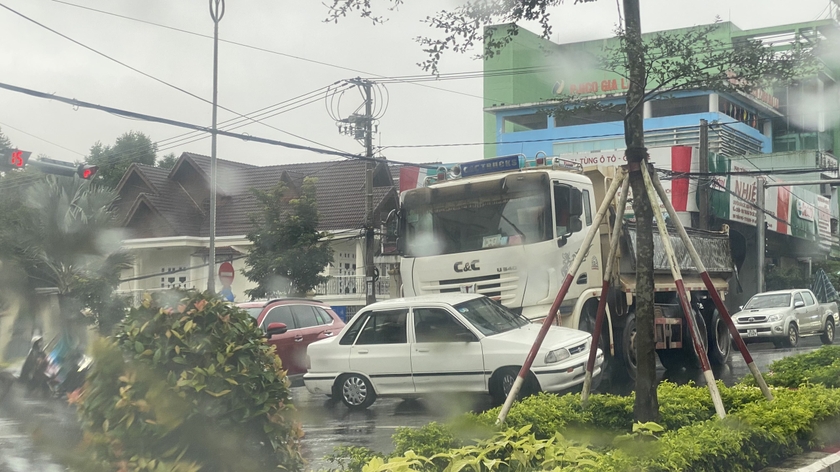 Hiện trường vụ va chạm giao thông.Ảnh: Minh Hoàng ảnh 1