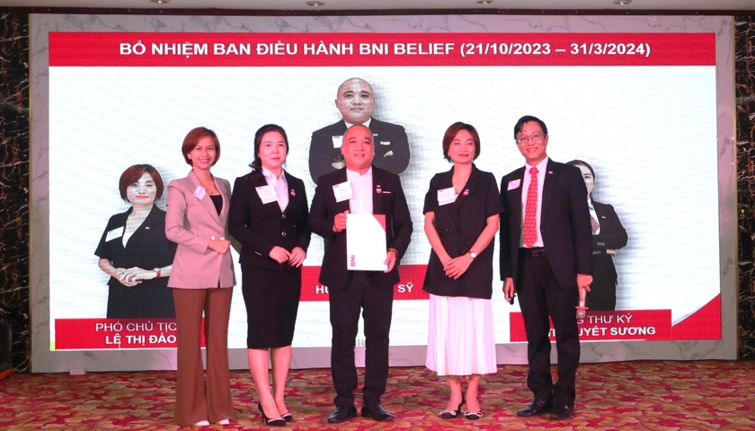 Ra mắt Ban điều hành BNI Belief tại Gia Lai, gồm: Chủ tịch, Phó Chủ tịch và Tổng thư ký. Ảnh: Quang Tấn ảnh 4