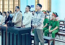 Bị cáo Huỳnh Văn Tâm, Hồ Quang Thi và Nguyễn Đình Trúc (từ bên trái qua) tại phiên xét xử ngày 12-9