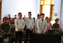 1. Các bị cáo Toàn, Tuấn, Linh, Dung (từ trái sang) tại phiên tòa xét xử. Ảnh: Bảo Hân