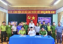 Vườn quốc gia Kon Ka Kinh, Hạt Kiểm lâm và Công an huyện Kbang tổ chức ký kết quy chế phối hợp trong công tác quản lý, bảo vệ rừng. Ảnh: Minh Phương