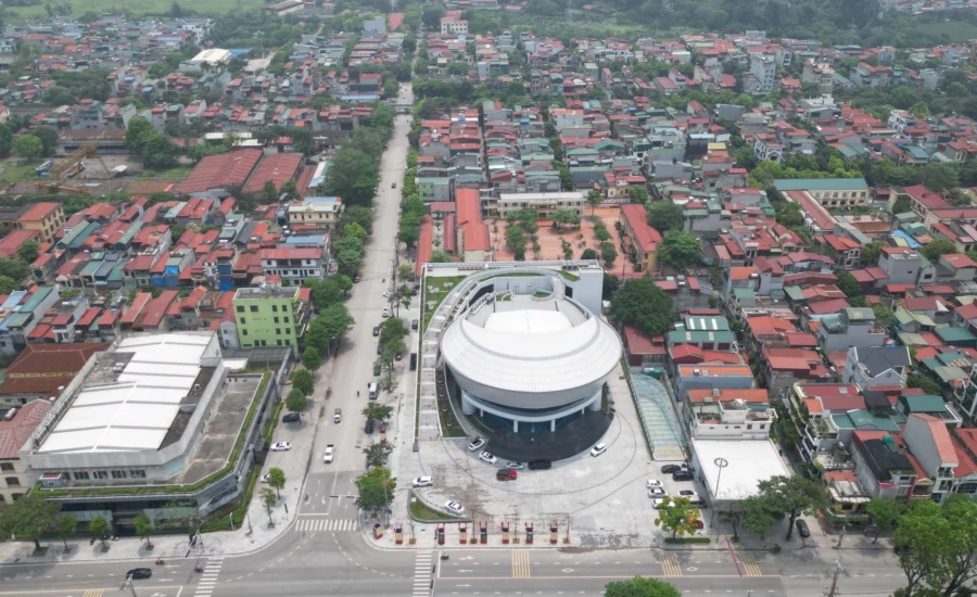 Trung tâm TP Ninh Bình năm 2024 - Thành phố Hoa Lư sau mở rộng. Ảnh: Lê Hoàng