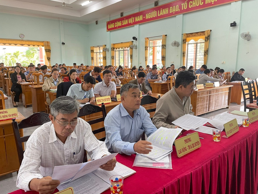 cac-dai-bieu-tham-djw-hoi-nghi-danh-gia-3-ctmtqg.jpg
