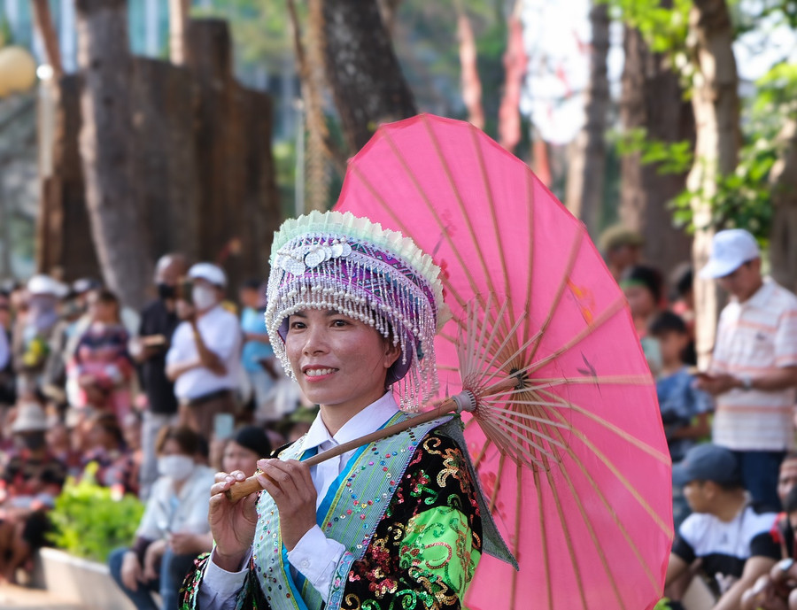 Trang phục truyền thống của các cô gái Hmông. Ảnh: Hoàng Ngọc dscf3414.jpg