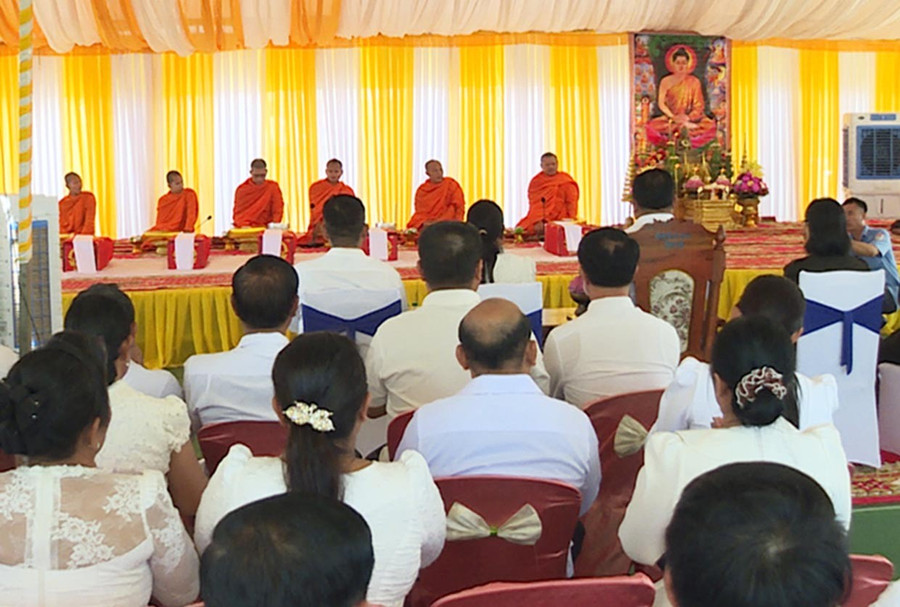 Quang cảnh lễ cầu siêu. Ảnh: Đoàn Bình 1-quang-canh-le-cau-sieu.jpg