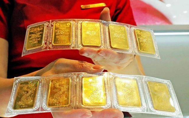 Giá vàng sáng 24.5 bật tăng mạnh trên 121 triệu đồng/lượng Giá vàng sáng 24.5 bật tăng mạnh trên 121 triệu đồng/lượng