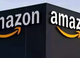  Cộng đồng mạng kêu gọi tẩy chay sàn thương mại điện tử Amazon vì Quốc kỳ Việt Nam
