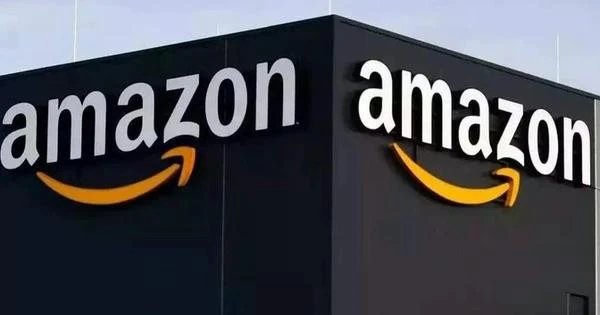  Cộng đồng mạng kêu gọi tẩy chay sàn thương mại điện tử Amazon vì Quốc kỳ Việt Nam

