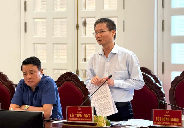 Phó Tổng Thanh tra Chính phủ Lê Tiến Đạt phát biểu tại buổi làm việc. ptt.jpg