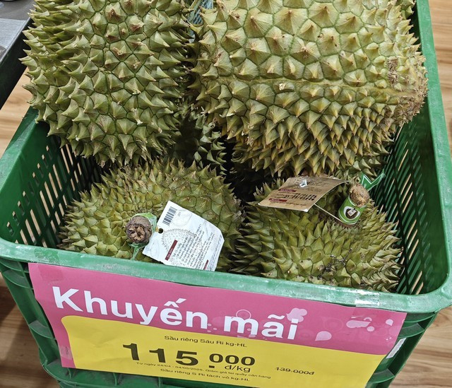 Sầu riêng có thương hiệu giá 115.000 đồng/kg Sầu riêng có thương hiệu giá 115.000 đồng/kg