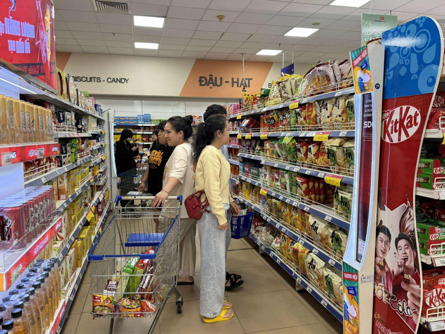 Các tổ chức kinh doanh hàng hóa thực hiện kê khai giá theo đúng quy định của pháp luật. Ảnh: P.V 152fa857-cc67-4a41-9cdc-0c015e41129b.jpg
