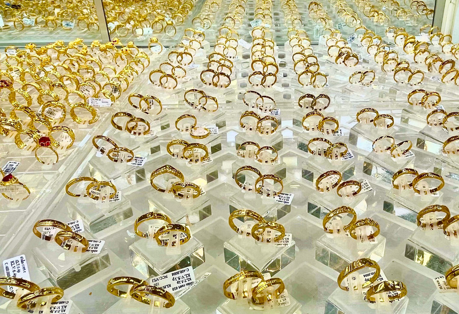 Giá vàng nhẫn ngày 4-7 quay đầu giảm. Ảnh: P.V img-1776.jpg
