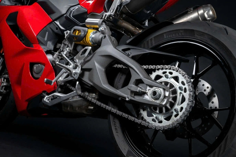 ducati-panigale-v2-2025-2.jpg