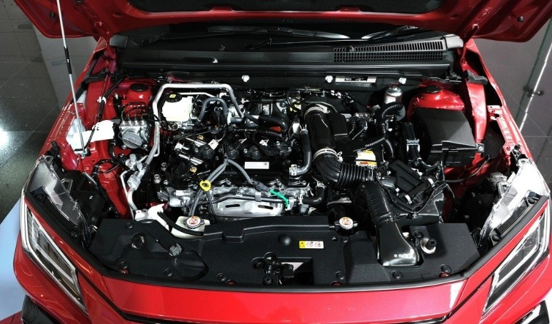 glo-yaris-ativ-hev-228-4.jpg