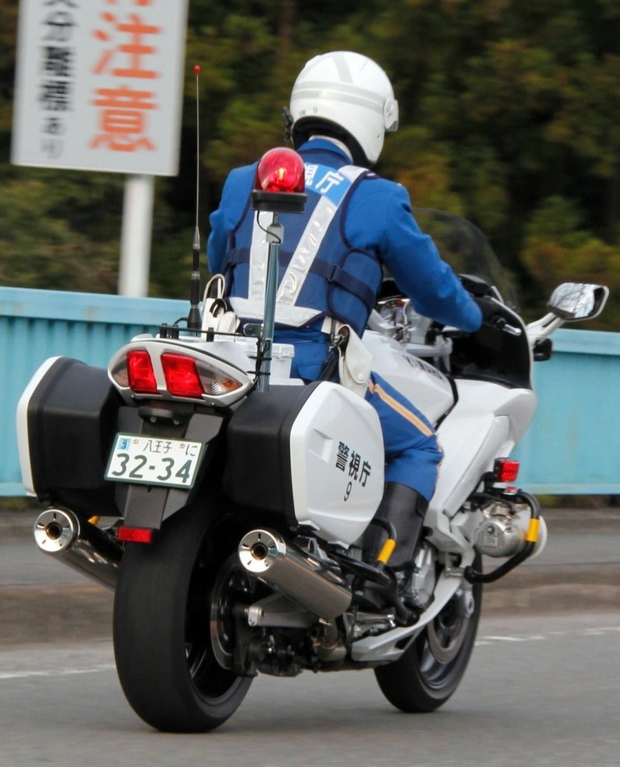 Yamaha FJR1300P của lực lượng cảnh sát Nhật Bản. Ảnh: S.t glo-268-4.jpg