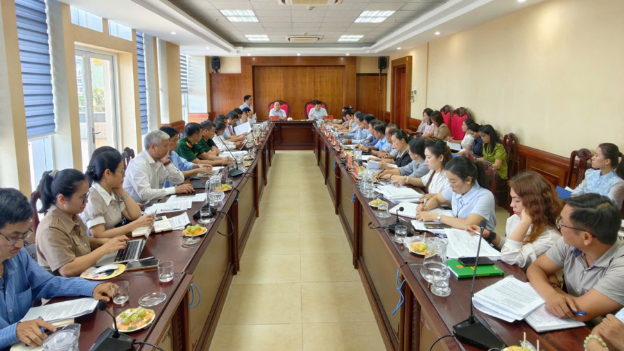 Quang cảnh phiên họp. Ảnh: Dũng Nhân 268-anh-2.jpg