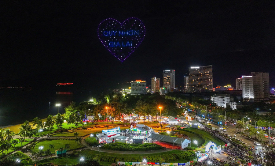 Biểu tượng Quy Nhơn-Gia Lai. Ảnh: N.Dũng 961510c23acab194e8db.jpg