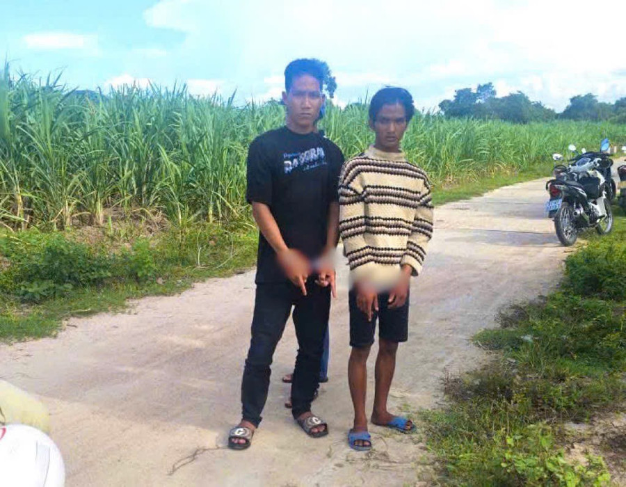 Các đối tượng lợi dụng khu vực hoang vắng để cướp giật điện thoại. Ảnh: Mạnh Hùng cac-doi-tuong-loi-dung-khu-vuc-hoang-vang-de-cuop-giat-dien-thoai-anh-manh-hung.jpg