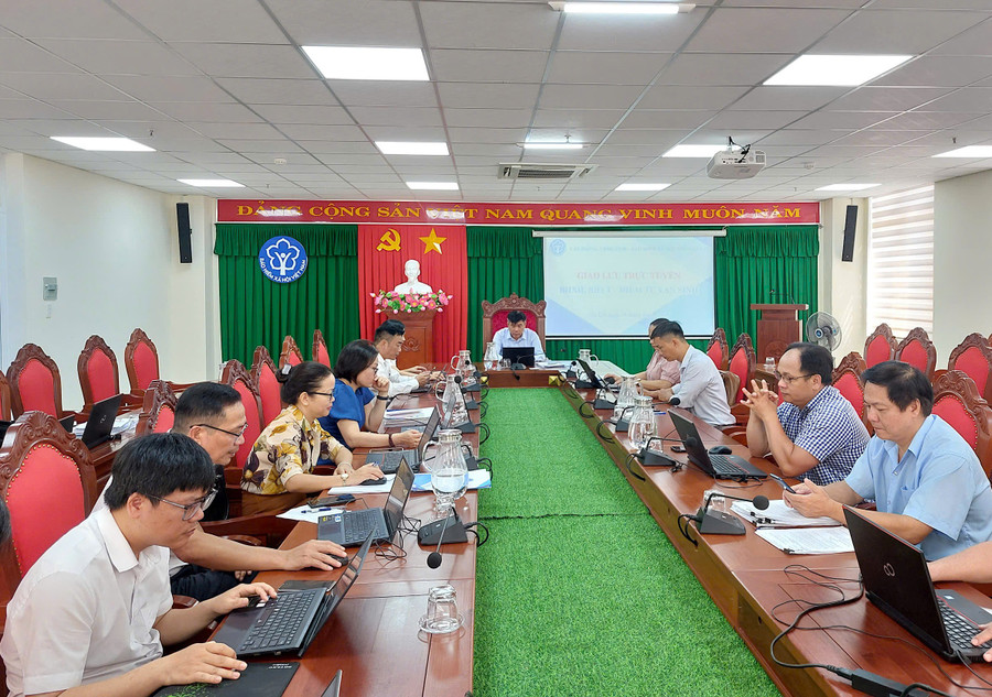 giao-luu-truc-tuyen-bhxh.jpg